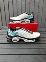 Nike Air Max Plus TN Summit White Aurora Green Trainers Men's Size 10.5 (UK)