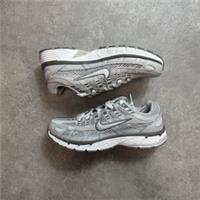 Nike P-6000 Premium 'Light Iron Ore' UK 6 / EUR 40 FN6837-012