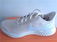 Nike Revolution 5 women's trainer's shoes BQ3207 604 uk 4 eu 37.5 us 6.5 NEW+BOX
