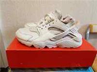 Nike Air Huarache Sail/ Light Bone Women's Trainers Size UK 4