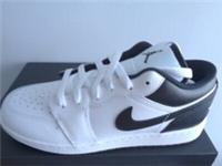 Nike Jordan 1 Low (GS) trainer's shoes 553560 132 uk 5.5 eu 38.5 us 6 Y NEW+BOX