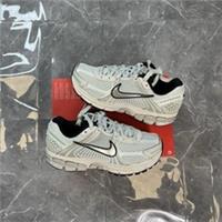 Nike Zoom Vomero 5 Trainers Light Silver & Chrome - FN6742-001 - UK4.5