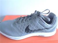 Nike Downshifter 7 men's trainers shoes 852459 009 uk 7.5 eu 42 us 8.5 NEW+BOX