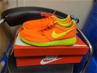 Nike Rosherun (GS) Running Shoes Trainers Size UK 5.5