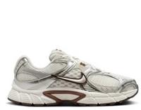 NIKE V5 RNR Trainers UK Size 6.5 GENUINE RRP £79.99 #G1