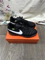 Mens Nike Majestry TF Black / White Trainers - UK Size 5.5 - New With Box
