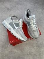 Nike Zoom Vomero 5 W | Pure Platinum/Summit White | HQ0458-001 | FAST SHIPPING ✅