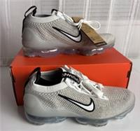 NIKE AIR VAPORMAX 2021 FK (GS) WHITE-METALLIC SILVER NEW DB1550-100 Size Uk6