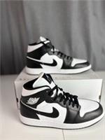 Nike Women's Air Jordan 1 Mid Panda Black White NWT Trainers Size9.5 Euro 44.5