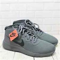 Womens Nike Tanjun Chukka Shoe/Sneaker UK 6.5 EUR 40.5 - 858655-002 RRP. £90