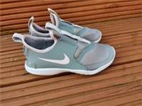Nike Flex Runner girls slip on trainers, size 12 UK / 30 EU New