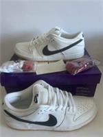 Nike SB Dunk Low Pro White Gum Black UK 9 EUR 44 US 10 White Black - Extra Laces