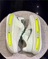 Nike Vomero Premium Barely Volt Men Marathon Road Running Shoes