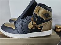 🔥🔥🔥 BNWB NIKE AIR JORDAN 1 METTALLIC GOLD SAIL UK 9 + BOX🔥🔥🔥