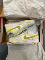 Nike Dunk Low Yellow Strike (W) - UK5