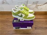Nike Dunk SB Low Green Sour Apple UK9.5 US10.5 / EU44 - DM0807-300 Fruit Pack