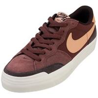 Nike SB Zoom Pogo Plus Womens Fashion Trainers in Burgundy