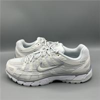 Nike P-6000 Metallic Summit White Sneakers Casual Shoes UK 5 EU 38.5 US 7.5 New