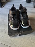 Jordan Stay Loyal 3 PS Black Metallic Gold White Sneaker 13 Kids 31.5 Patent New