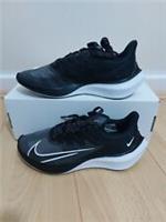 New Nike Zoom Gravity 2 Men's UK SIZE 8.5 EU 43