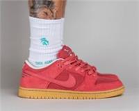 NIKE SB DUNK LOW PRO PRM TRAINERS UK SIZE 4.5 EU 38 ADOBE RED DV5429-600