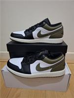 Nike Air Jordan 1 Low Black Toe Medium Olive Men's UK SIZE 9.5 EU 44.5