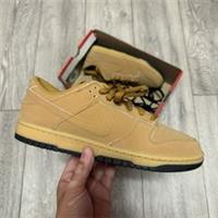 NIKE DUNK LOW RETRO SE WHEAT GUM/YELLOW/BLACK SIZE UK 8 HQ1932-700