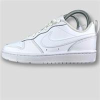 NIKE Court Borough 2 White GS BQ5448-100 Youth Trainers UK3 EU35.5 (dust marks)
