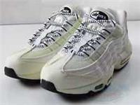 VINTAGE NIKE RARE TRAINERS AIR MAX 95 WHITE/BLACK SIZE 7 NEW BOXED