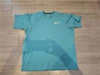Nike Swim Top Hydroguard Dri Fit BNWOT - XL Regular