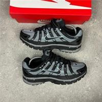 NIKE P-6000 - COOL GREY