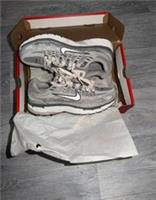 Brand new Nike P6000 Iron ore. UK 8.5