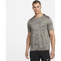 Nike Dri-FIT Run Division Rise 365 Men's Short-Sleeve Running Top - Grey