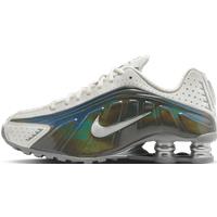 Nike Shox R4 Women's Shoes - White