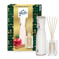 GLADE ONE Twinkling Apple & Cinnamon Christmas gift set