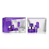 Clinique Holiday Outsmart Lines + Wrinkle Christmas gift set with anti-wrinkle effect