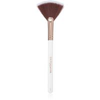 Dermacol Accessories Master Brush by PetraLovelyHair highlighter brush D59 Rose Gold 1 pc