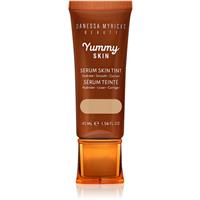 Danessa Myricks Beauty Yummy Skin Serum Skin Tint moisturising smoothing foundation shade 4.5 - Light To Medium With Warm Undertones 45 ml