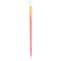 essence BRUSH IT LIKE IT'S ART blending brush blending brush 01 Blending Is Like Cardio For Artists 1 pc