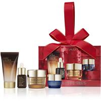 Este Lauder Holiday Unwrap Your Glow Repair & Hydrate gift set for hydrating and firming skin