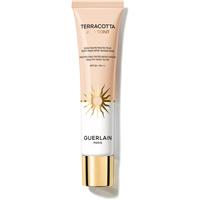 GUERLAIN Terracotta Joli Teint Protecting Tinted Moisturizer brightening foundation for a natural look SPF 20 shade 00 Rosy 30 ml