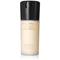 MAC Cosmetics Studio Radiance Serum-Powered Foundation hydrating foundation shade NC5 30 ml