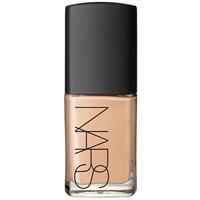 NARS Sheer Glow Foundation hydrating foundation shade SANTA FE 30 ml