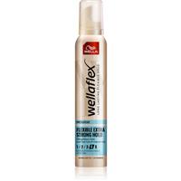 Wella Wellaflex Invisible Hold styling mousse with extra strong hold 200 ml