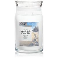 Yankee Candle Winter Walk scented candle 567 g