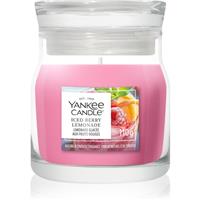 Yankee Candle Iced Berry Lemonade scented candle Signature 110 g