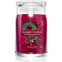 Yankee Candle Sparkling Winterberry scented candle Signature 567 g
