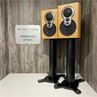 Pre-Loved - Linn Akudorik Passive Bookshelf Speakers - Oak