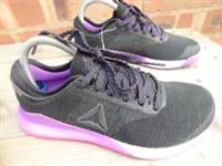 womens REEBOK nano 9 - size uk 4.5 sample pair BNWT
