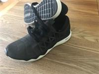 Reebok Floatride Run Black Trainers Mens Size UK 8 EU 42 Lightweight Running
